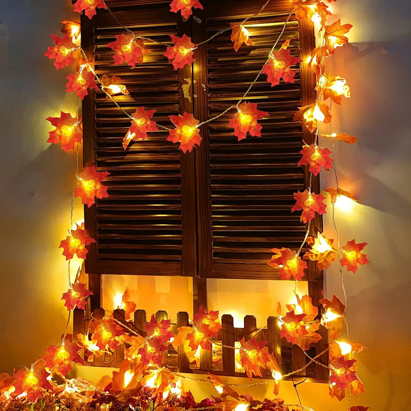 LED Ahornblatt-Lichterkette | Warmweißes Licht | USB & Batteriebetrieb | Herbstdeko Innen & Außen