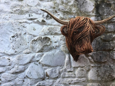 Handgefertigte Wanddeko | Resin Skulptur „Feeling Highland Cattle“ | Einzigartige Kunst für Wohnzimmer & Büro