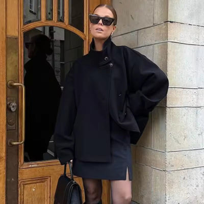 Elise – Luxus Kurzjacke mit aufgesetzter Brusttasche