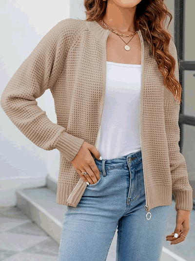 Lotte - Stylistische gestrickte Weste mit Reißverschluss