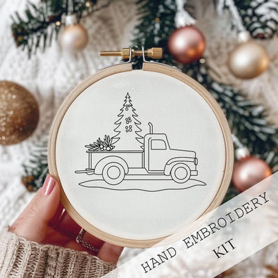 Stickset Winter Schneedorf | Komplettset mit Stickrahmen, Garn & Anleitung | Anfängerfreundlich