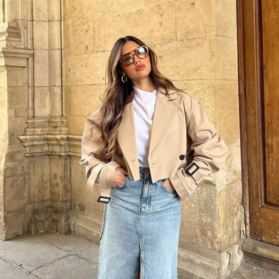 Yara - Stilvoller kurzer Trenchcoat