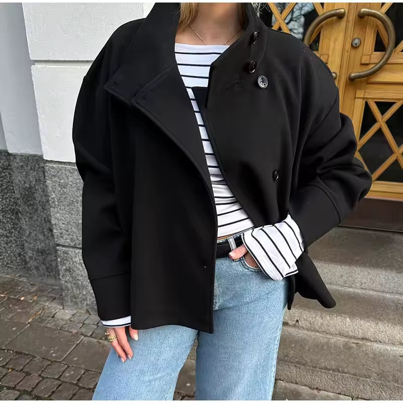 Elise – Luxus Kurzjacke mit aufgesetzter Brusttasche