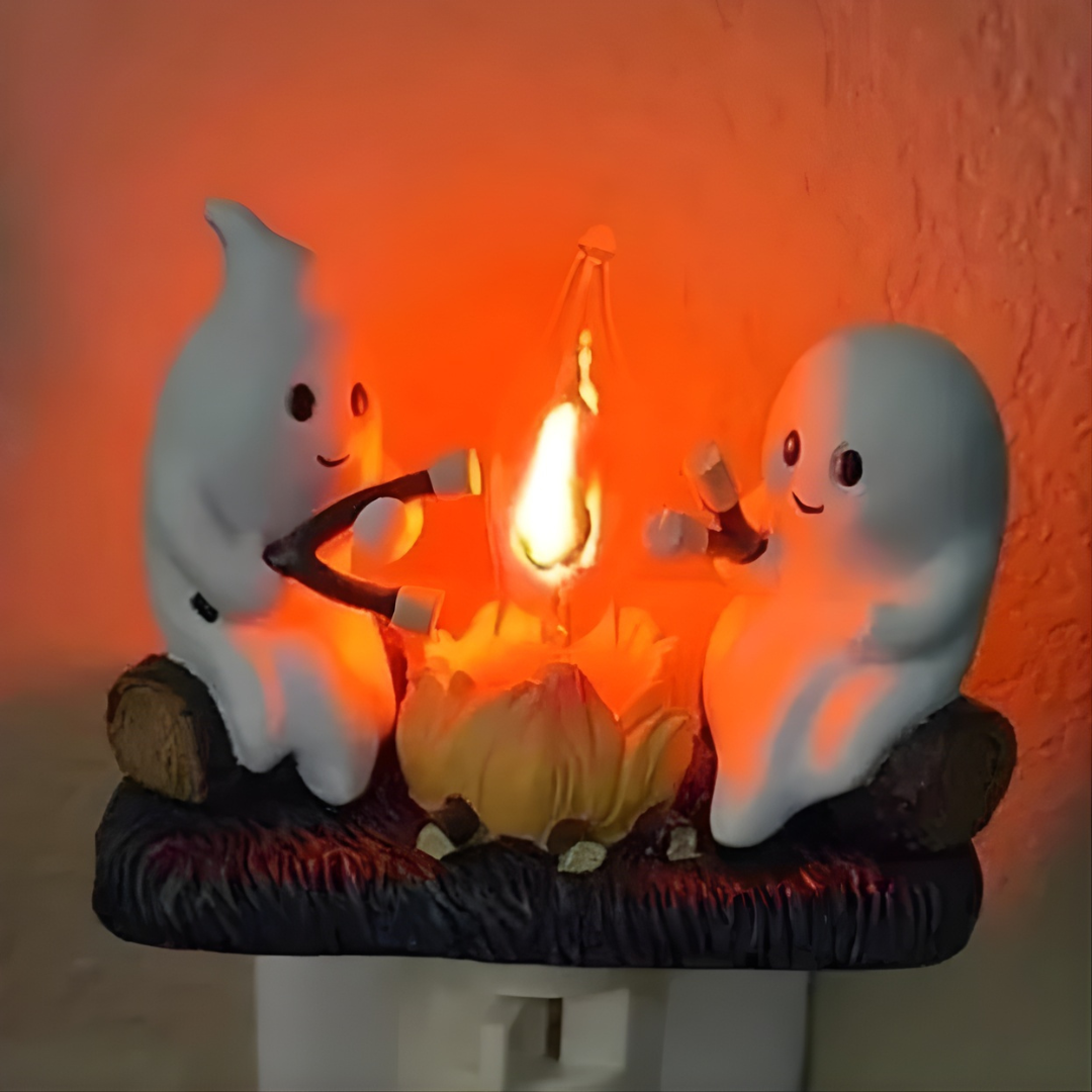 SpukLicht Halloween Nachtlicht | Flackernde LED-Flamme | Geister-Design aus Resin | Sicher für Innenräume