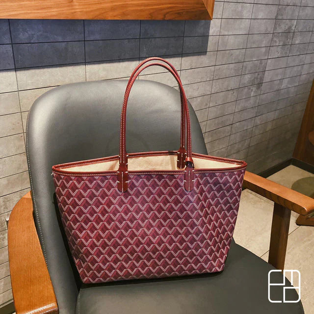 Damen Handtasche | Geräumig & Elegant | Mit Innenfächern & Tragegurt