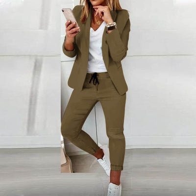 Hermine™ Aufpolierter professioneller Look