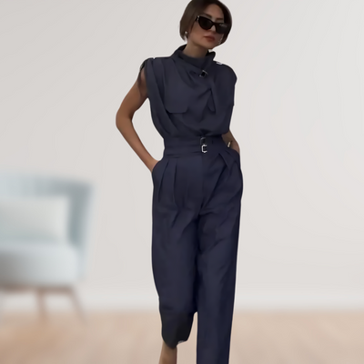 Alicia | Figurschmeichelndes Design mit dekorativem Gürtel Frauenset