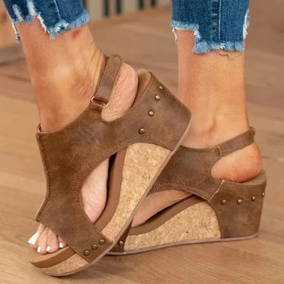 Klara | Orthopädische Sandalen mit extra Halt