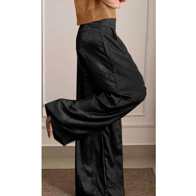 Elegantes Zweiteiliges Set Aus Oberteil Und Hose Für Damen | Lässig
