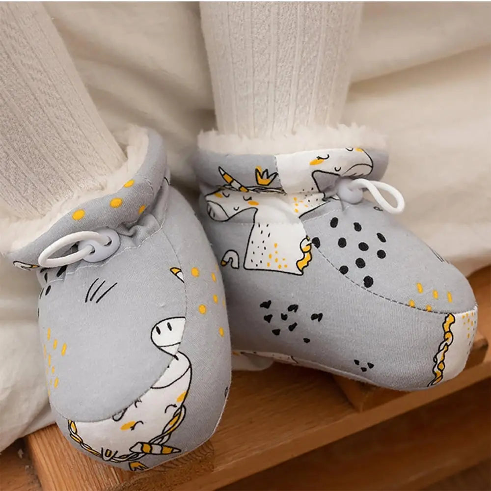 Baby Winterstiefel mit Fell | Weich & Warm | Rutschfeste Sohle | 0–18 Monate | Verschiedene Designs