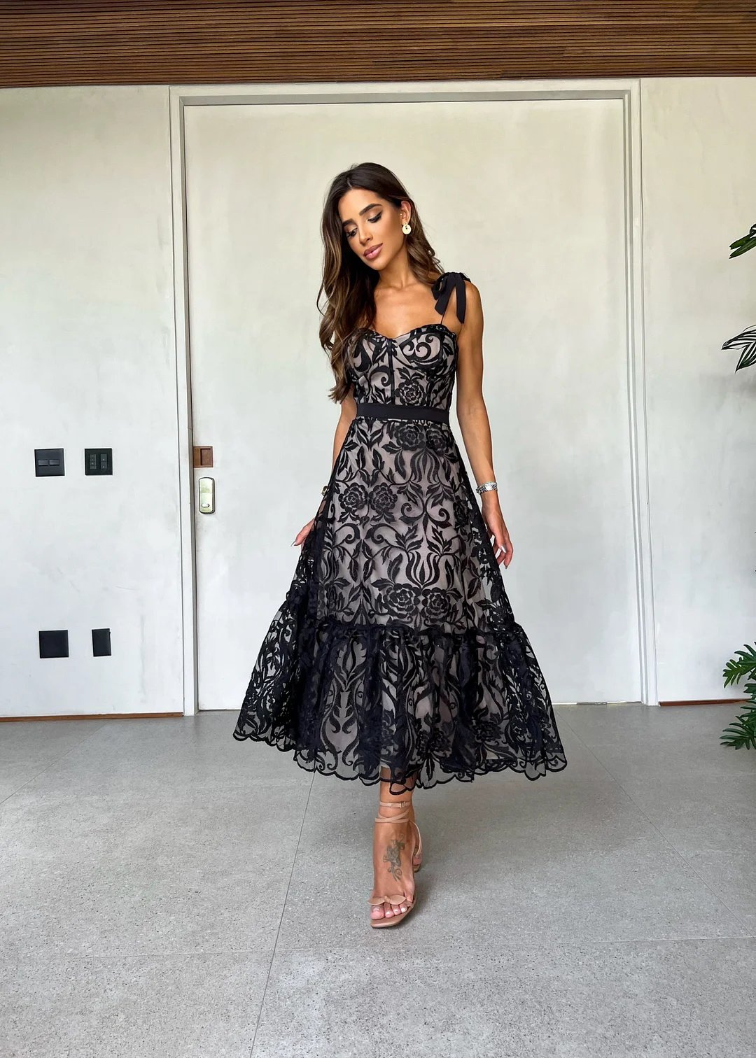 Anneli™ Anmutige florale Eleganz