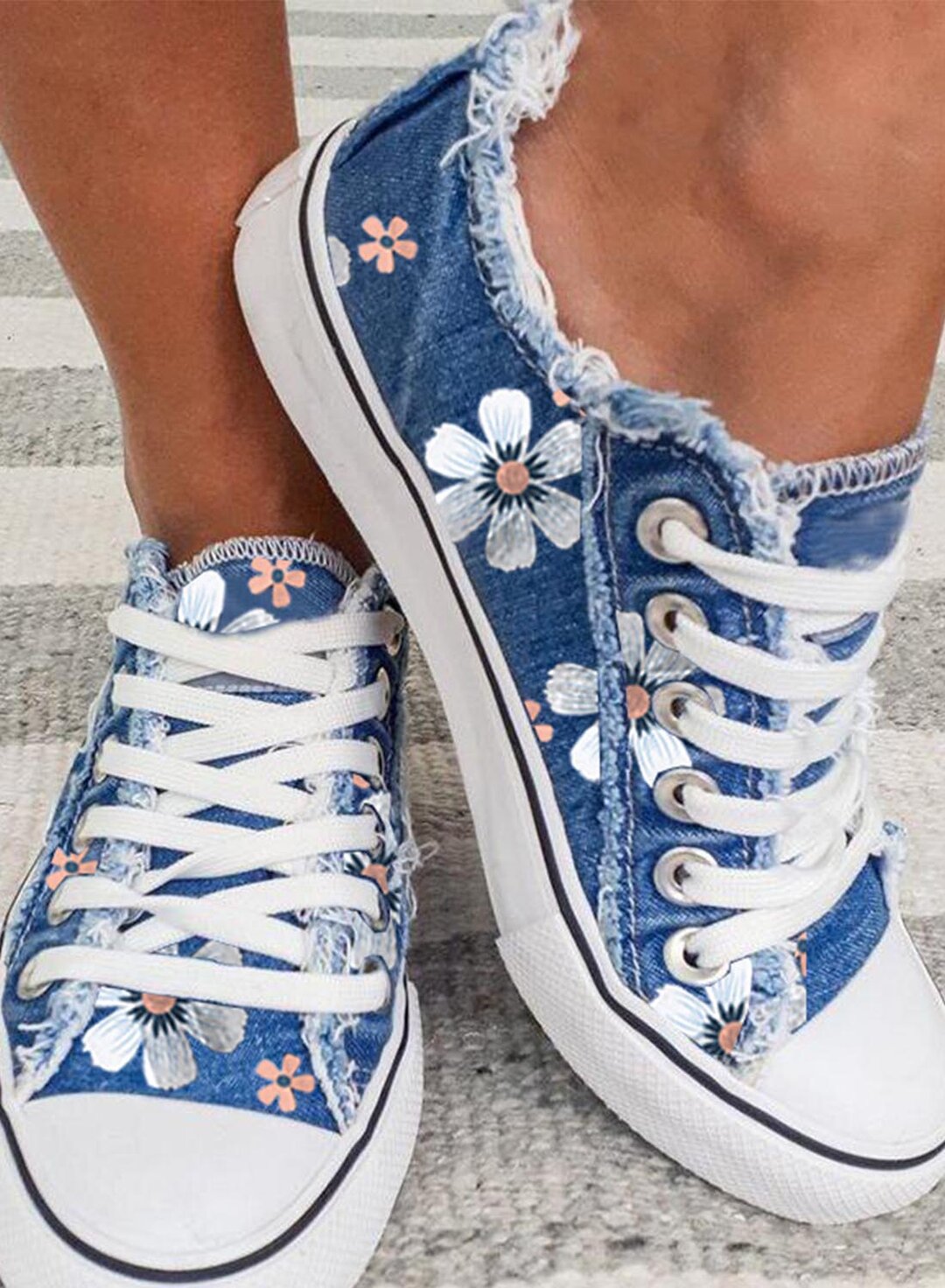 FloraWalk™ – Leinwand-Schnürsneaker mit Blumenmuster
