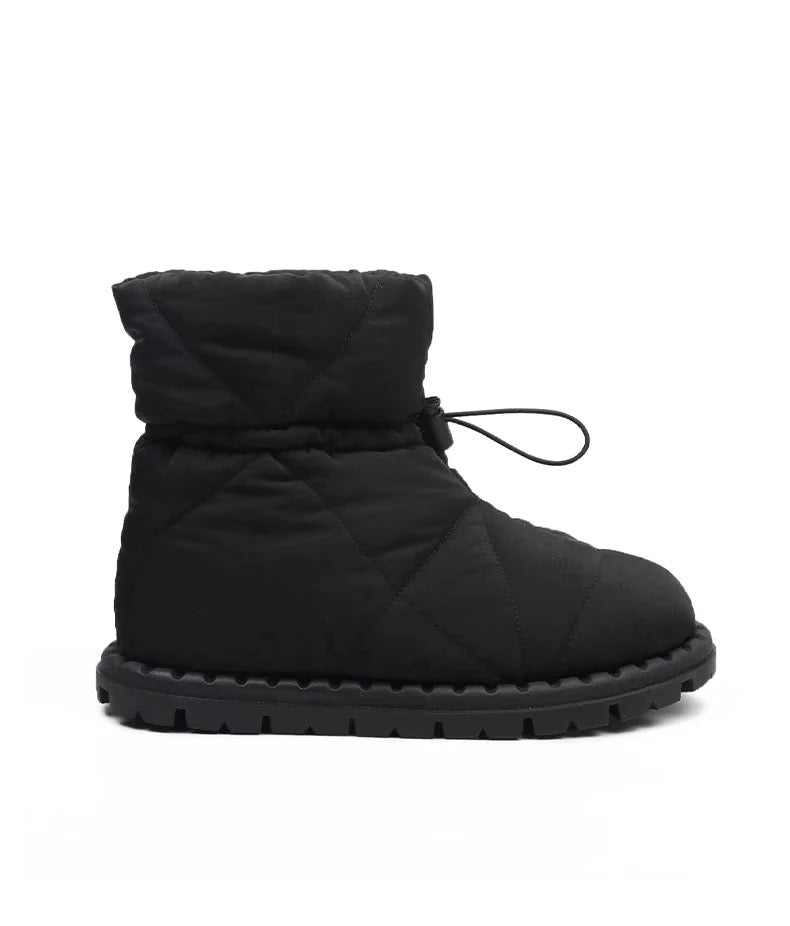 "Clara" Wattierte Boots