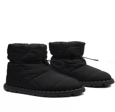"Clara" Wattierte Boots