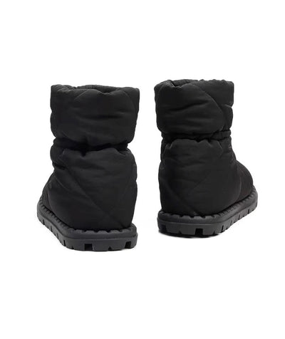 "Clara" Wattierte Boots