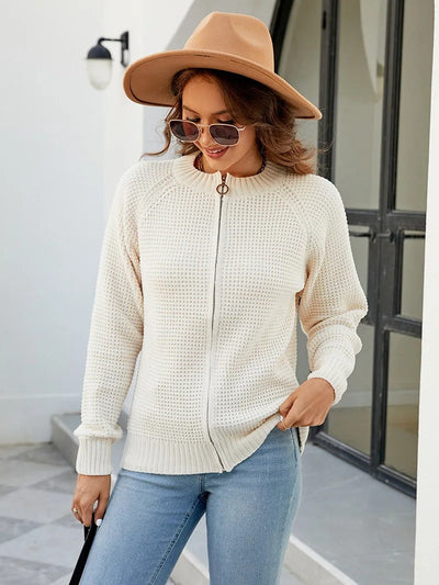Lotte - Stylistische gestrickte Weste mit Reißverschluss