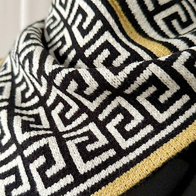 Dreieckstuch Damen | Weiches Halstuch aus Garn | Stylisch & Warm für Herbst & Winter | Perfektes Geschenk für Sie